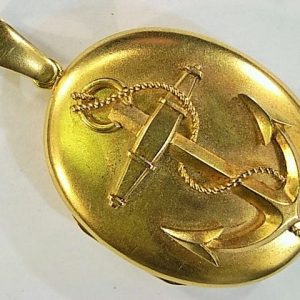 Pre-owned 15ct Anchor Locket