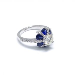 18ct White Gold Diamond & Sapphire Cluster Ring