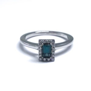 18ct White Gold Tourmaline 0.32ct & Diamond 0.11ct Ring
