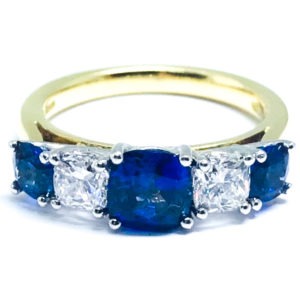 18ct Yellow Gold Sapphire & Diamond Ring