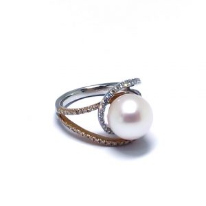 18ct White/Rose Gold Fresh Water Pearl & Diamond Ring 0.49ct
