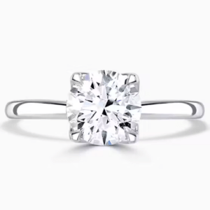 Round Brilliant Cut Laboratory Grown Diamond set in platinum with 4 claw setting.